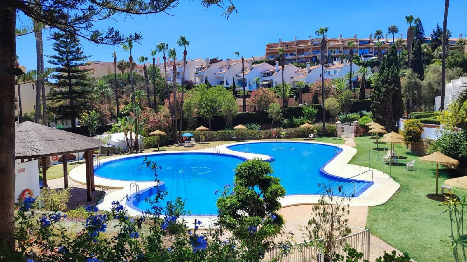 Benalgolf Lovely Apartment In Benalmadena With Sea Views, Excellent Wifi Connection, Private Backyard With Bbq Ngoại thất bức ảnh